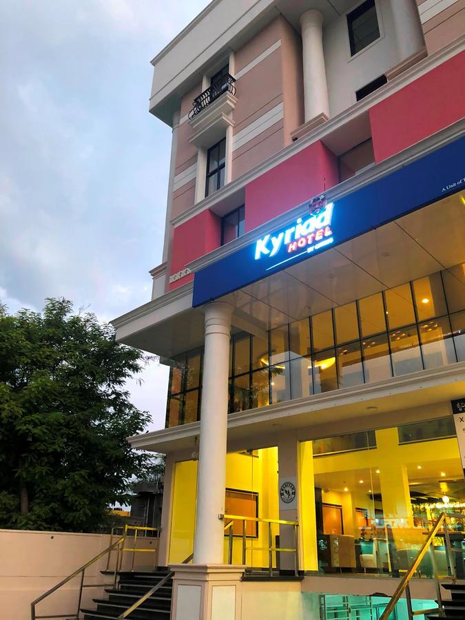 Kyriad Hotel Vijayapura By Othpl Bijāpur Extérieur photo