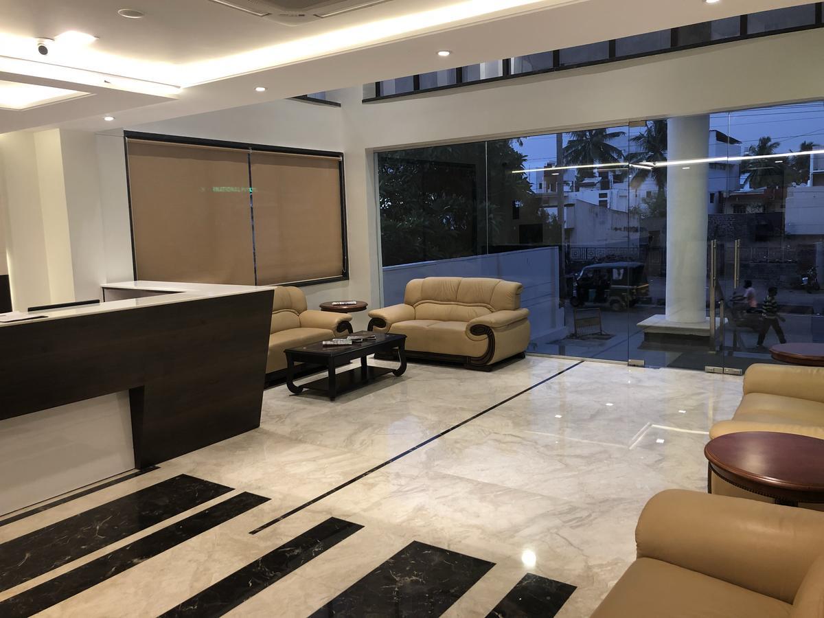 Kyriad Hotel Vijayapura By Othpl Bijāpur Extérieur photo