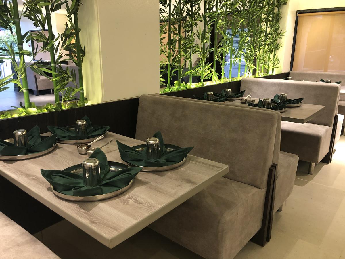 Kyriad Hotel Vijayapura By Othpl Bijāpur Extérieur photo