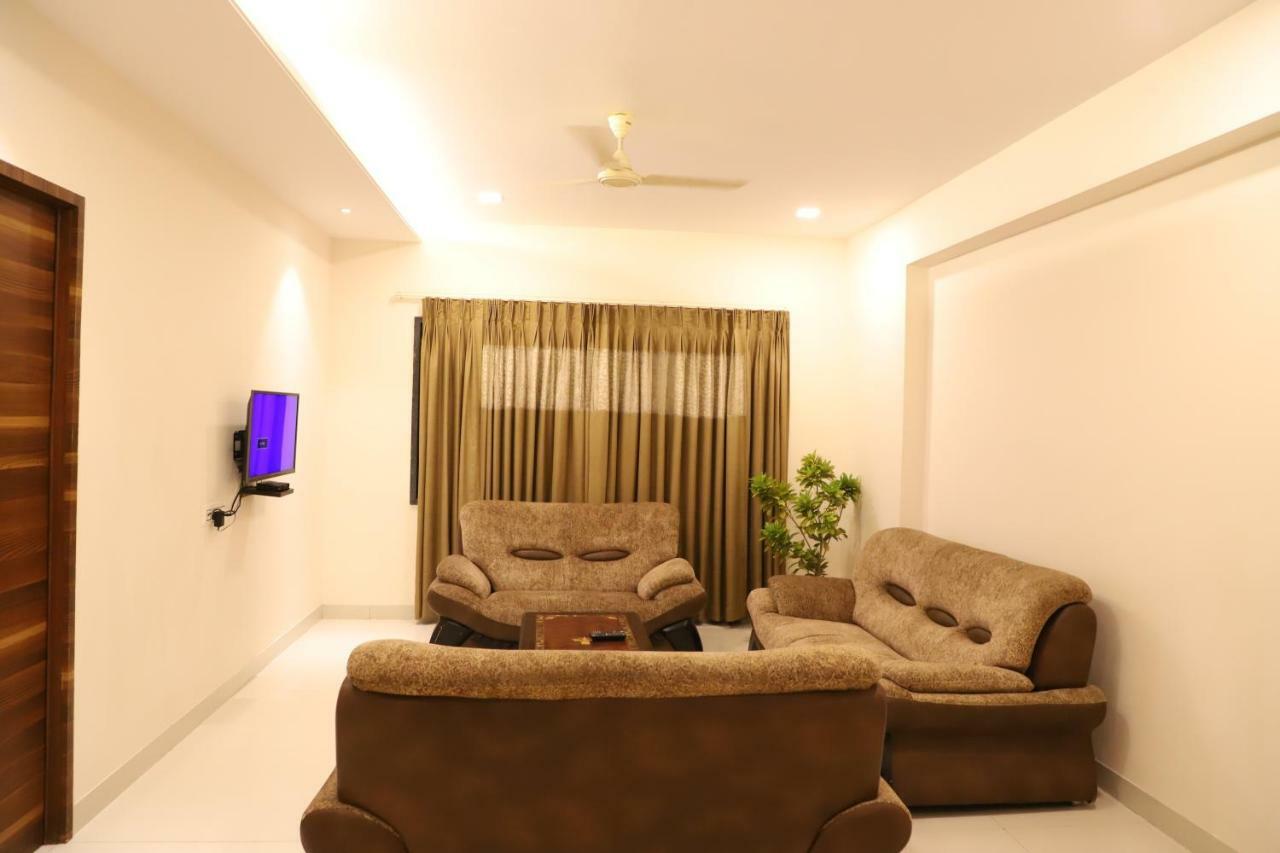 Kyriad Hotel Vijayapura By Othpl Bijāpur Extérieur photo